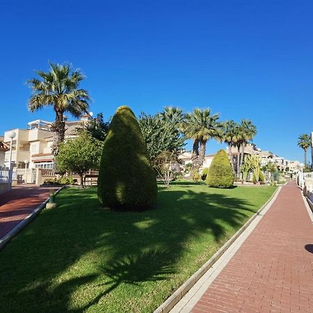 Apartament Z Duzym Tarasem Na Pieknym Osiedlu Orihuela Exterior photo